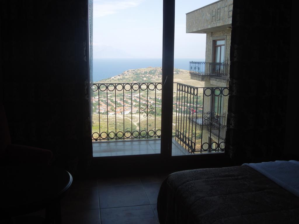 Masi Hotel İmroz Zimmer foto