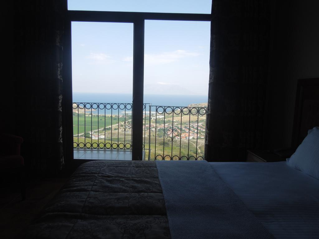Masi Hotel İmroz Zimmer foto