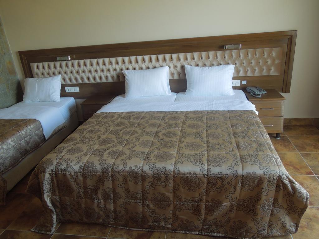 Masi Hotel İmroz Zimmer foto