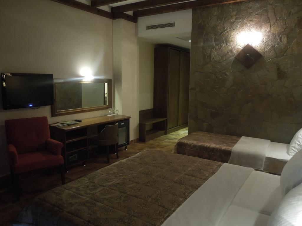 Masi Hotel İmroz Zimmer foto